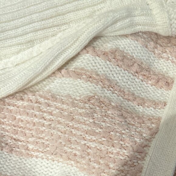 Calvin Klein SZ L/XL Pink Stripe Chunky Oversized Sweater Classic Warm Soft - Picture 8 of 11